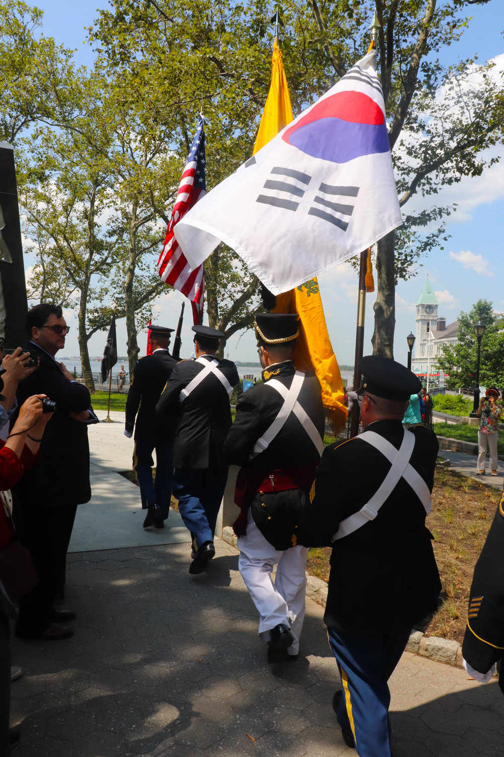 ARMISTICE DAY SALUTE 2019